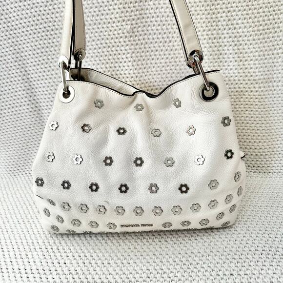 Michael Kors White Leather Silver Floral Bristol Raven Studded Shoulder Bag Hobo - Picture 4 of 12